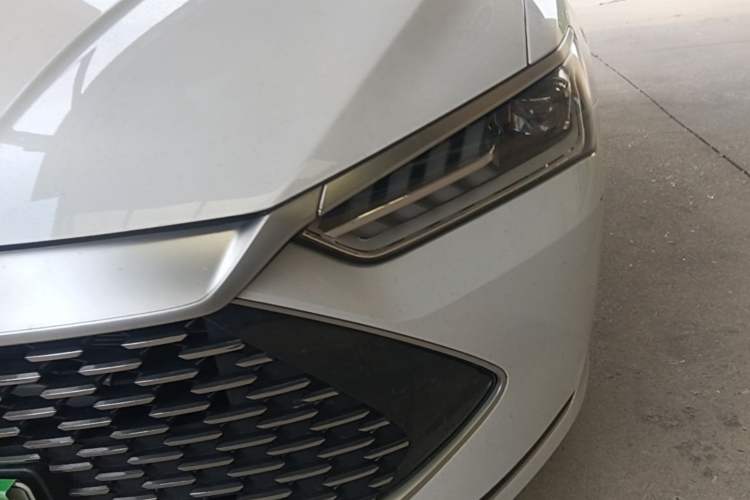 Used BYD Qin PLUS 2023 Champion Edition DM-i 55KM Leading Model Left Front Headlight