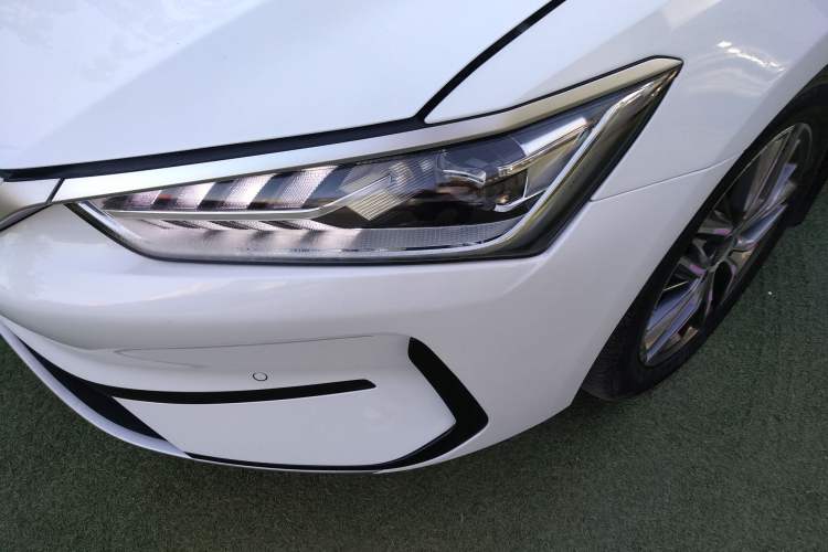 Used BYD Qin PLUS 2023 Champion Edition EV 420KM Superior Model Left Front Headlight