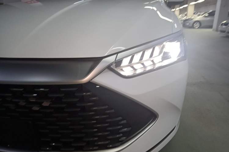 Used BYD Qin PLUS 2023 Champion Edition DM-i 55KM Leading Model Left Front Headlight