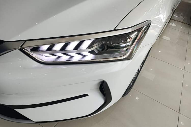 Used BYD Qin PLUS 2023 Champion Edition EV 510KM Leading Model Left Front Headlight