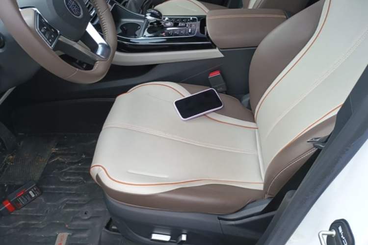 Used BYD Qin PLUS 2023 Champion Edition DM-i 55KM Superior Model Left Front Seat