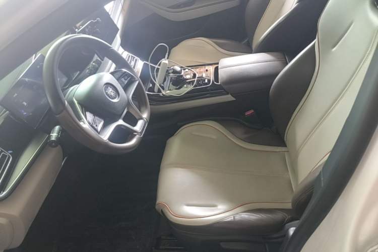 Used BYD Qin PLUS 2023 Champion Edition EV 420KM Leading Model Left Front Seat