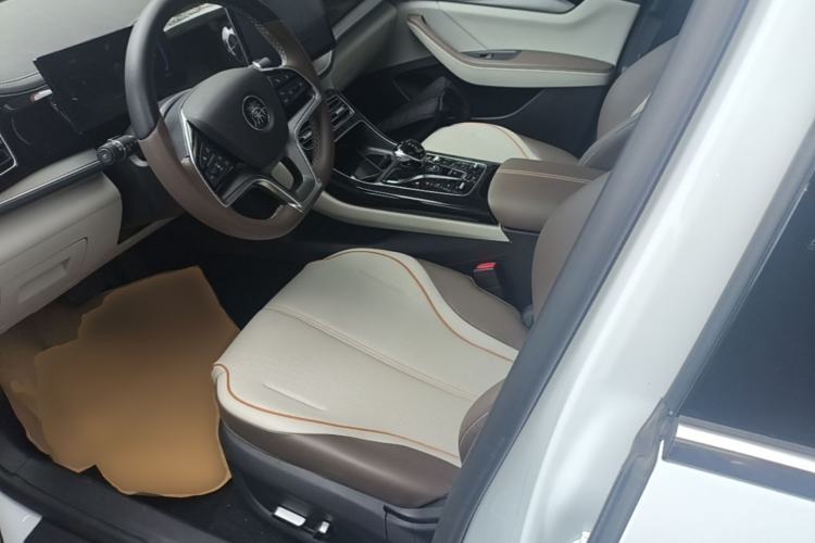 Used BYD Qin PLUS 2023 Champion Edition EV 510KM Excellence Model Left Front Seat