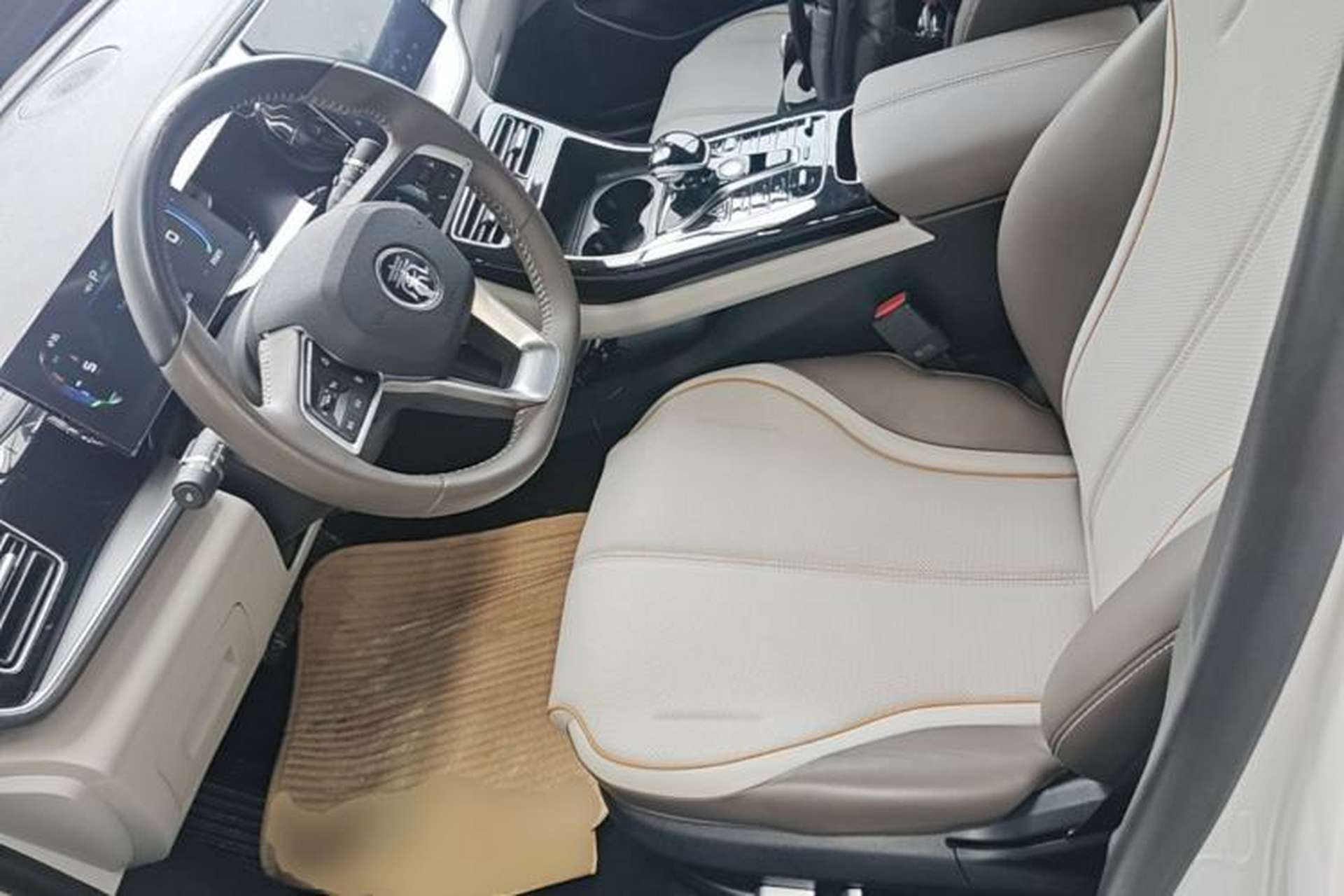 Used BYD Qin PLUS 2023 Champion Edition DM-i 55KM Superior Model Left Front Seat