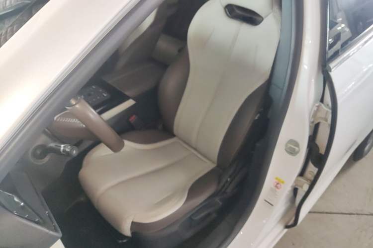 Used BYD Qin PLUS 2023 Champion Edition DM-i 55KM Leading Model Left Front Seat