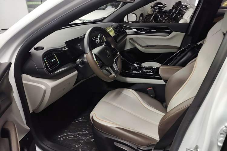 Used BYD Qin PLUS 2023 Champion Edition EV 510KM Leading Model Left Front Seat