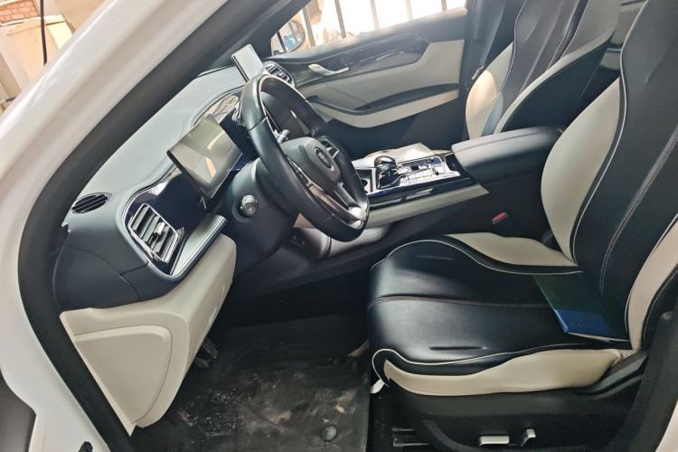 Used BYD Qin PLUS 2023 Champion Edition DM-i 120KM Beyond Model Left Front Seat