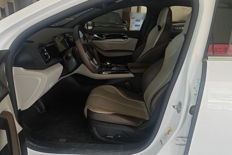 Used BYD Qin PLUS 2023 Champion Edition DM-i 120KM Beyond Model Left Front Seat