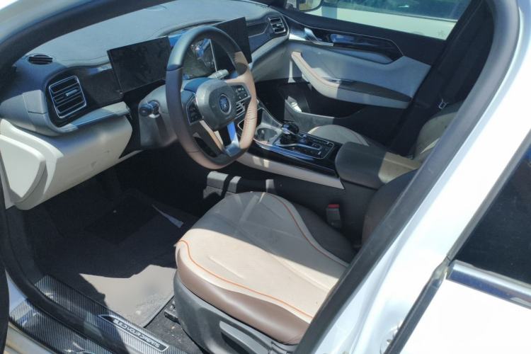 Used BYD Qin PLUS 2023 Champion Edition DM-i 120KM Leading Model Left Front Seat