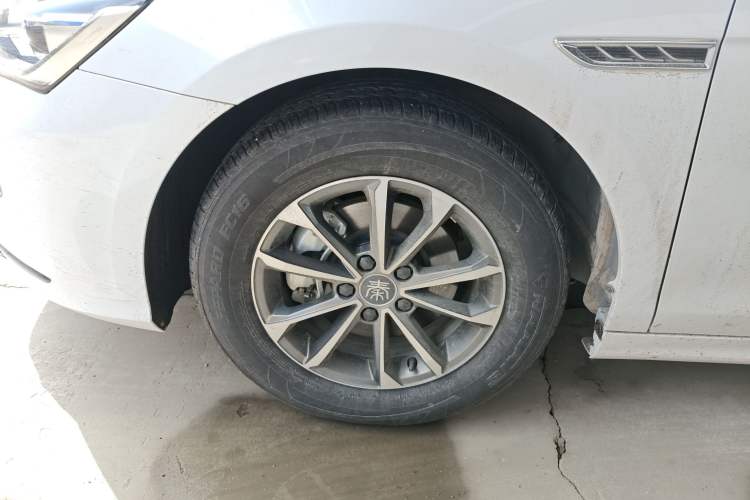 Used BYD Qin PLUS 2023 Champion Edition DM-i 55KM Leading Model Left Front Wheel Hub