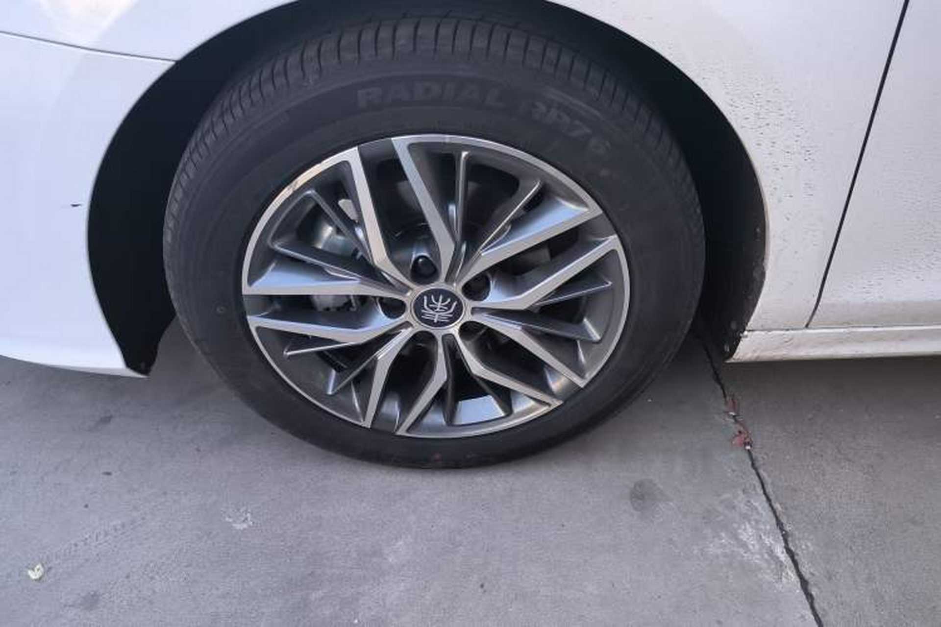 Used BYD Qin PLUS 2023 Champion Edition DM-i 55KM Superior Model Left Front Wheel Hub