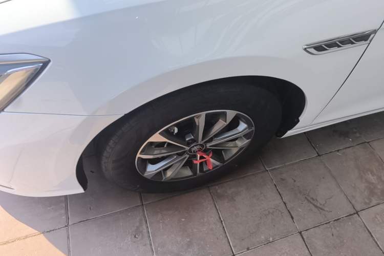 Used BYD Qin PLUS 2023 Champion Edition DM-i 55KM Leading Model Left Front Wheel Hub