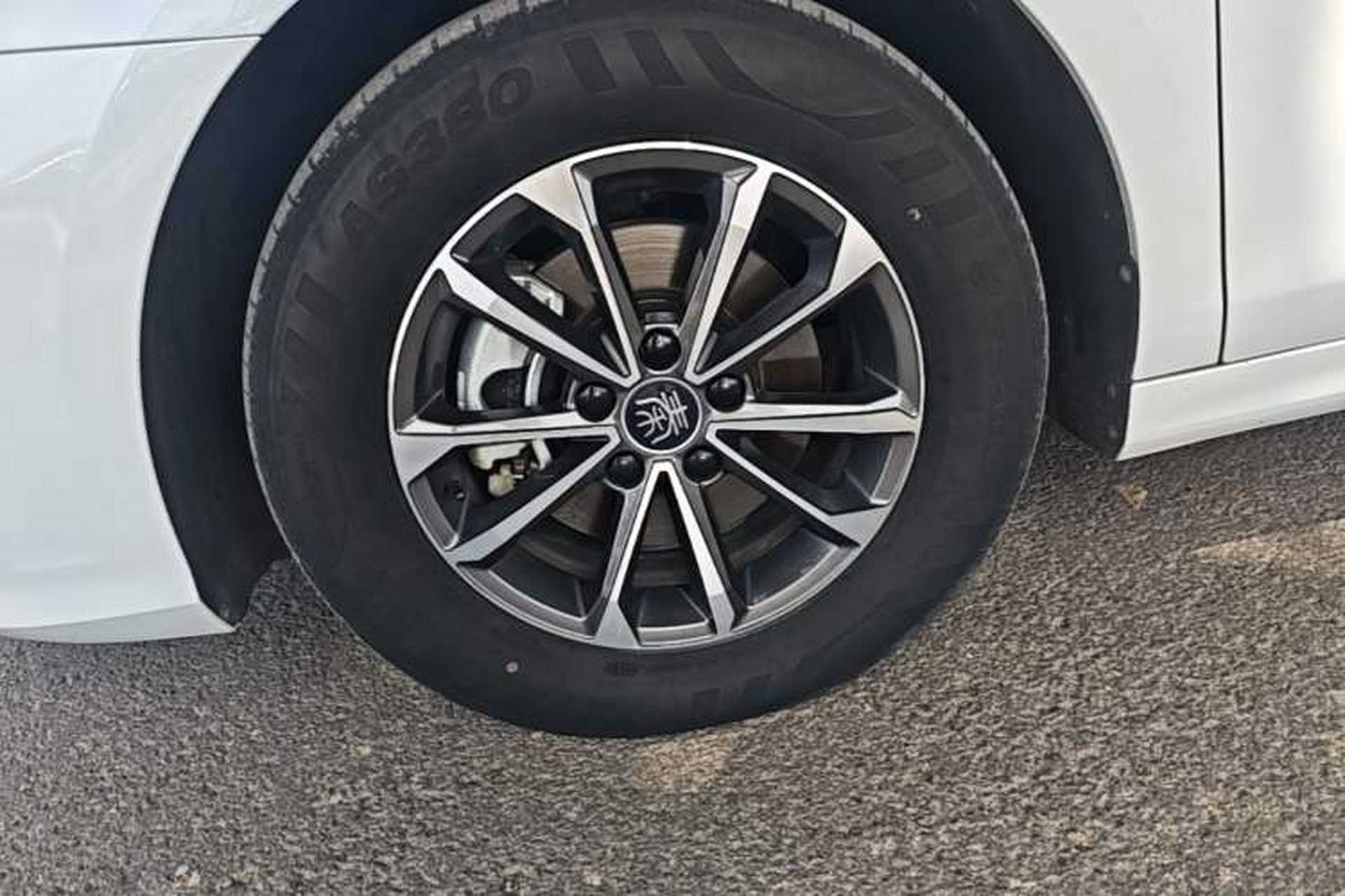 Used BYD Qin PLUS 2023 Champion Edition DM-i 55KM Leading Model Left Front Wheel Hub