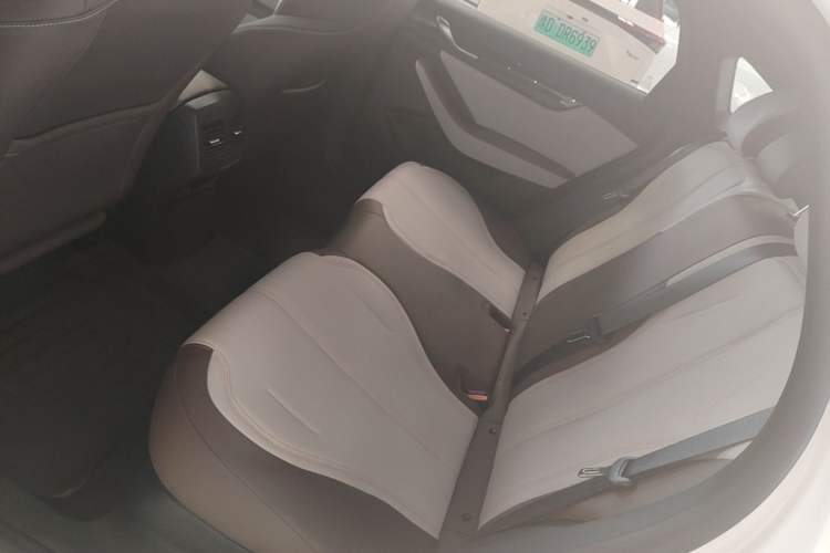Used BYD Qin PLUS 2023 Champion Edition DM-i 55KM Leading Model Left Rear Seat