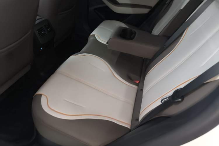 Used BYD Qin PLUS 2023 Champion Edition DM-i 120KM Beyond Model Left Rear Seat