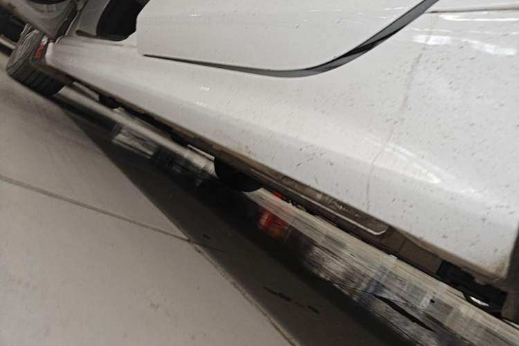 Used BYD Qin PLUS 2023 Champion Edition DM-i 55KM Superior Model Left Side Sill