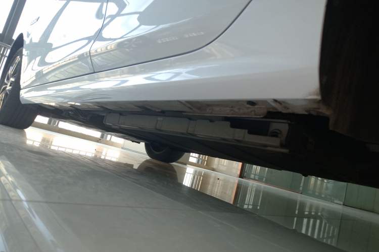 Used BYD Qin PLUS 2023 Champion Edition DM-i 120KM Excellence Model Left Side Sill