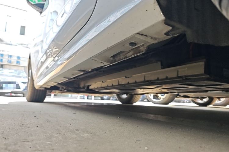 Used BYD Qin PLUS 2023 Champion Edition DM-i 55KM Leading Model Left Side Sill