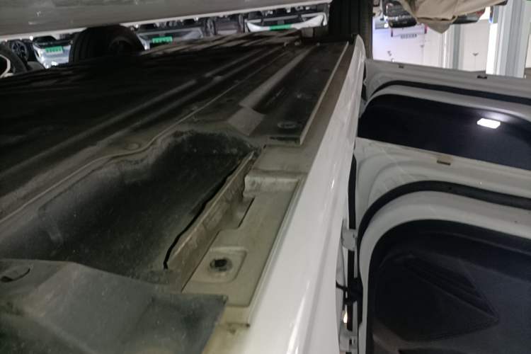 Used BYD Qin PLUS 2023 Champion Edition EV 420KM Leading Model Left Side Sill