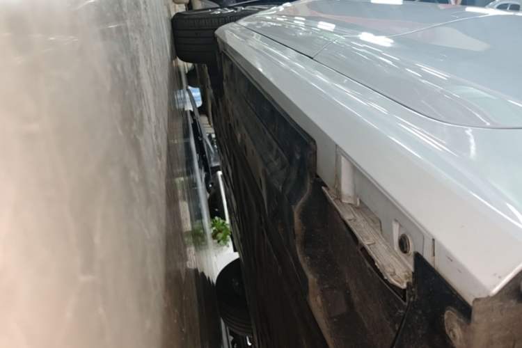 Used BYD Qin PLUS 2023 Champion Edition EV 420KM Superior Model Left Side Sill
