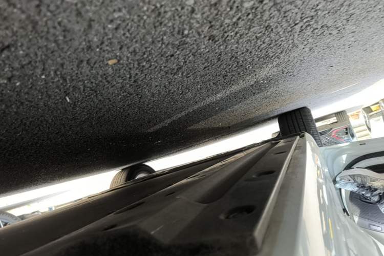 Used BYD Qin PLUS 2023 Champion Edition EV 420KM Superior Model Left Side Sill