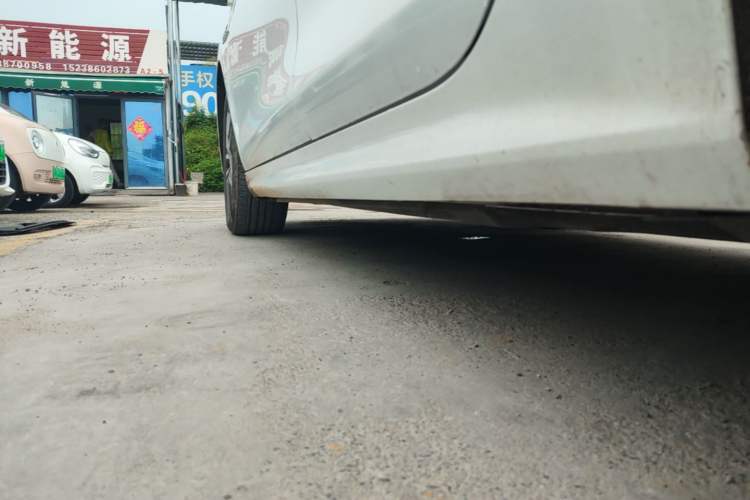 Used BYD Qin PLUS 2023 Champion Edition EV 510KM Leading Model Left Side Sill