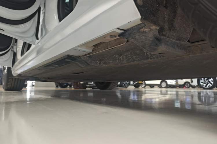 Used BYD Qin PLUS 2023 Champion Edition EV 510KM Beyond Model Left Side Sill