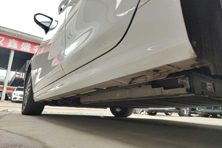 Used BYD Qin PLUS 2023 Champion Edition DM-i 120KM Beyond Model Left Side Sill
