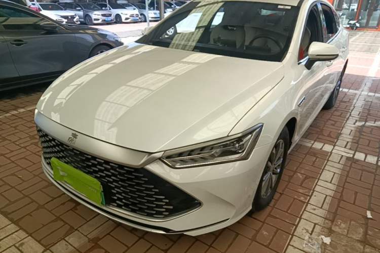 Used BYD Qin PLUS 2023 Champion Edition DM-i 55KM Leading Model Guazi used car, China used car export, Used car for sale, Used BYD cars, Cheapest cars for sale