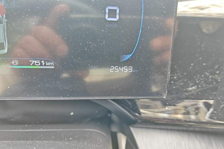 Used BYD Qin PLUS 2023 Champion Edition DM-i 55KM Leading Model Odometer Close Up