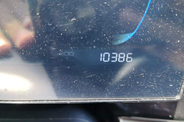 Used BYD Qin PLUS 2023 Champion Edition EV 420KM Superior Model Odometer Close Up