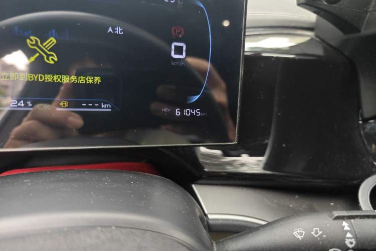Used BYD Qin PLUS 2023 Champion Edition DM-i 55KM Superior Model Odometer Close Up