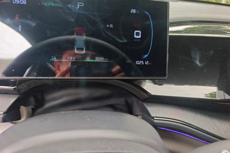 Used BYD Qin PLUS 2023 Champion Edition DM-i 55KM Leading Model Odometer Close Up