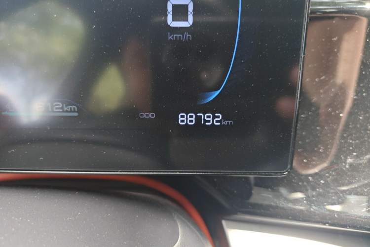 Used BYD Qin PLUS 2023 Champion Edition DM-i 120KM Leading Model Odometer Close Up