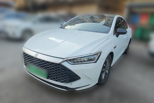 BYD Qin PLUS 2023 Champion Edition DM-i 55KM Leading Model مستعملة