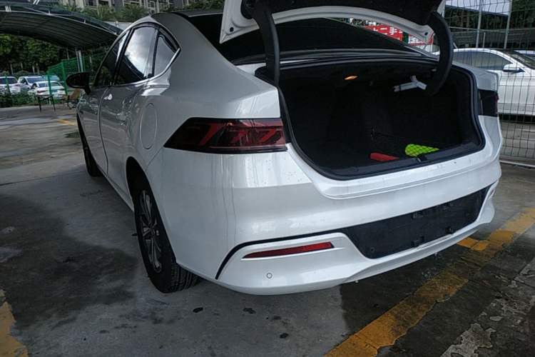 Used BYD Qin PLUS 2023 Champion Edition DM-i 55KM Leading Model Rear Left 45 Deg