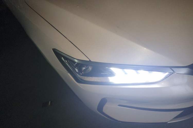 Used BYD Qin PLUS 2023 Champion Edition EV 510KM Leading Model Right Front Headlight