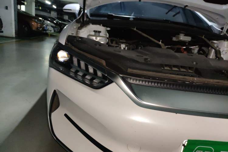 Used BYD Qin PLUS 2023 Champion Edition EV 510KM Leading Model Right Front Headlight