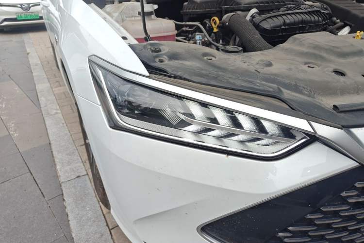 Used BYD Qin PLUS 2023 Champion Edition DM-i 55KM Leading Model Right Front Headlight