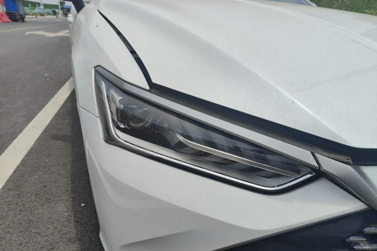 Used BYD Qin PLUS 2023 Champion Edition DM-i 55KM Leading Model Right Front Headlight