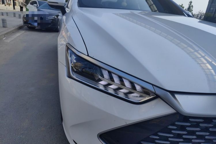 Used BYD Qin PLUS 2023 Champion Edition DM-i 120KM Excellence Model Right Front Headlight