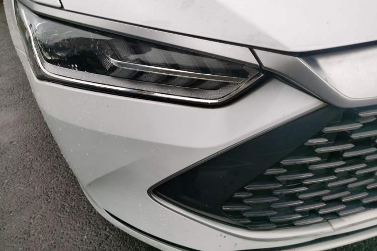 Used BYD Qin PLUS 2023 Champion Edition DM-i 55KM Leading Model Right Front Headlight