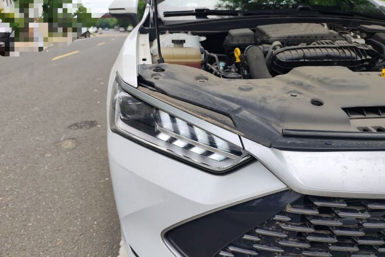 Used BYD Qin PLUS 2023 Champion Edition DM-i 55KM Leading Model Right Front Headlight