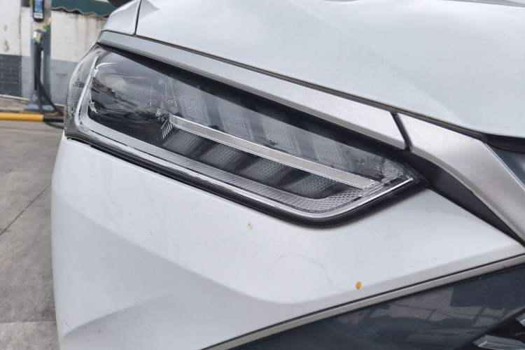 Used BYD Qin PLUS 2023 Champion Edition DM-i 55KM Leading Model Right Front Headlight
