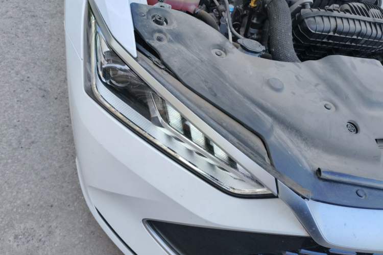 Used BYD Qin PLUS 2023 Champion Edition DM-i 55KM Leading Model Right Front Headlight