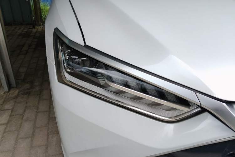 Used BYD Qin PLUS 2023 Champion Edition DM-i 55KM Leading Model Right Front Headlight