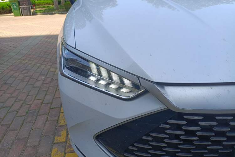 Used BYD Qin PLUS 2023 Champion Edition DM-i 55KM Leading Model Right Front Headlight