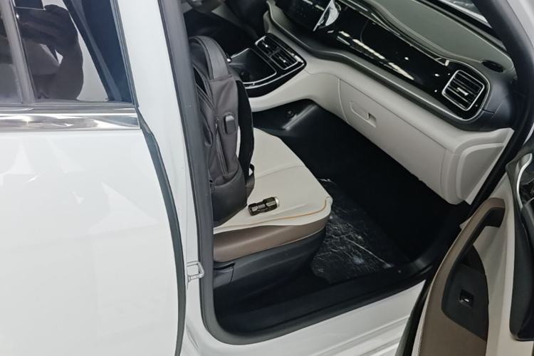 Used BYD Qin PLUS 2023 Champion Edition DM-i 55KM Superior Model Right Front Seat