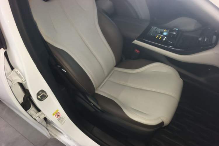 Used BYD Qin PLUS 2023 Champion Edition DM-i 55KM Leading Model Right Front Seat