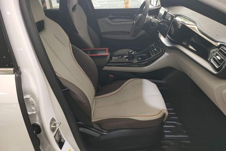 Used BYD Qin PLUS 2023 Champion Edition EV 510KM Leading Model Right Front Seat